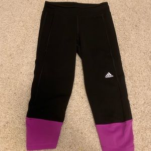 *New Without Tags* Adidas Cropped Leggings